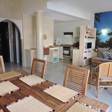 Stunning Loft With Pools Near The Beach As-Sawíra Exteriér fotografie