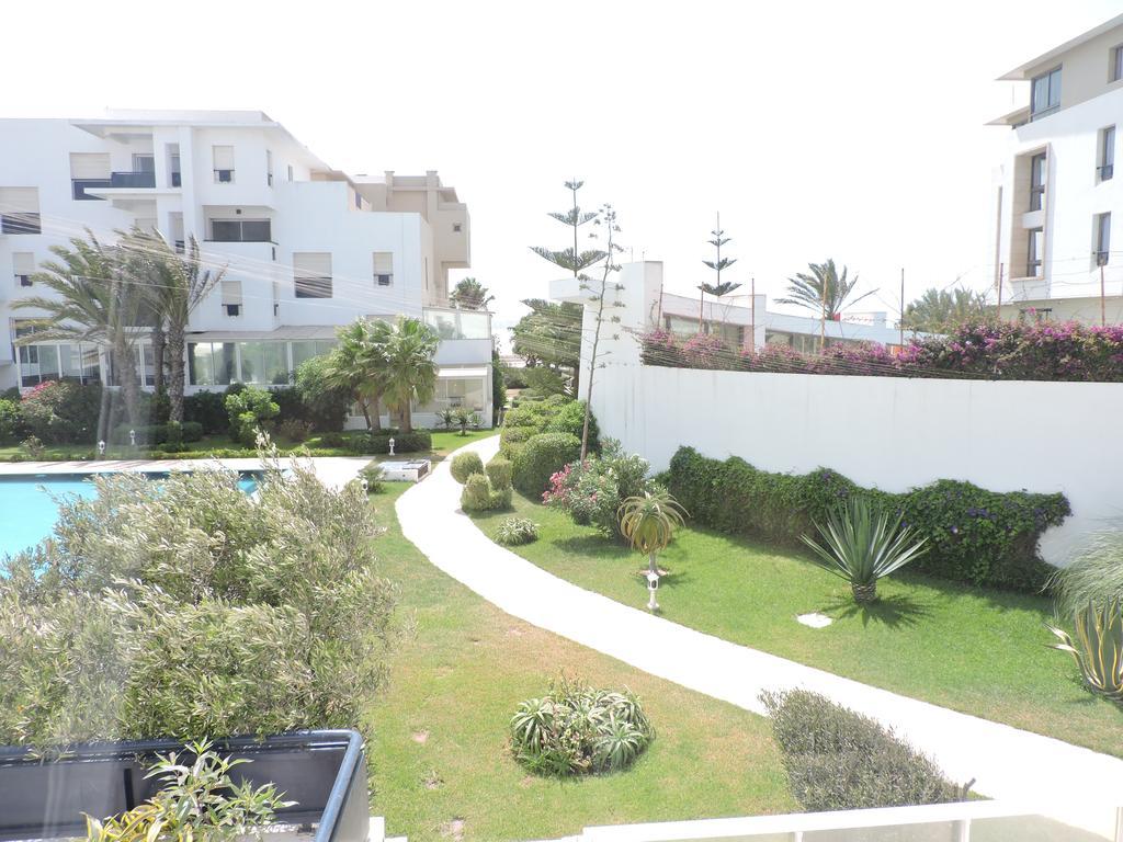 Stunning Loft With Pools Near The Beach As-Sawíra Exteriér fotografie