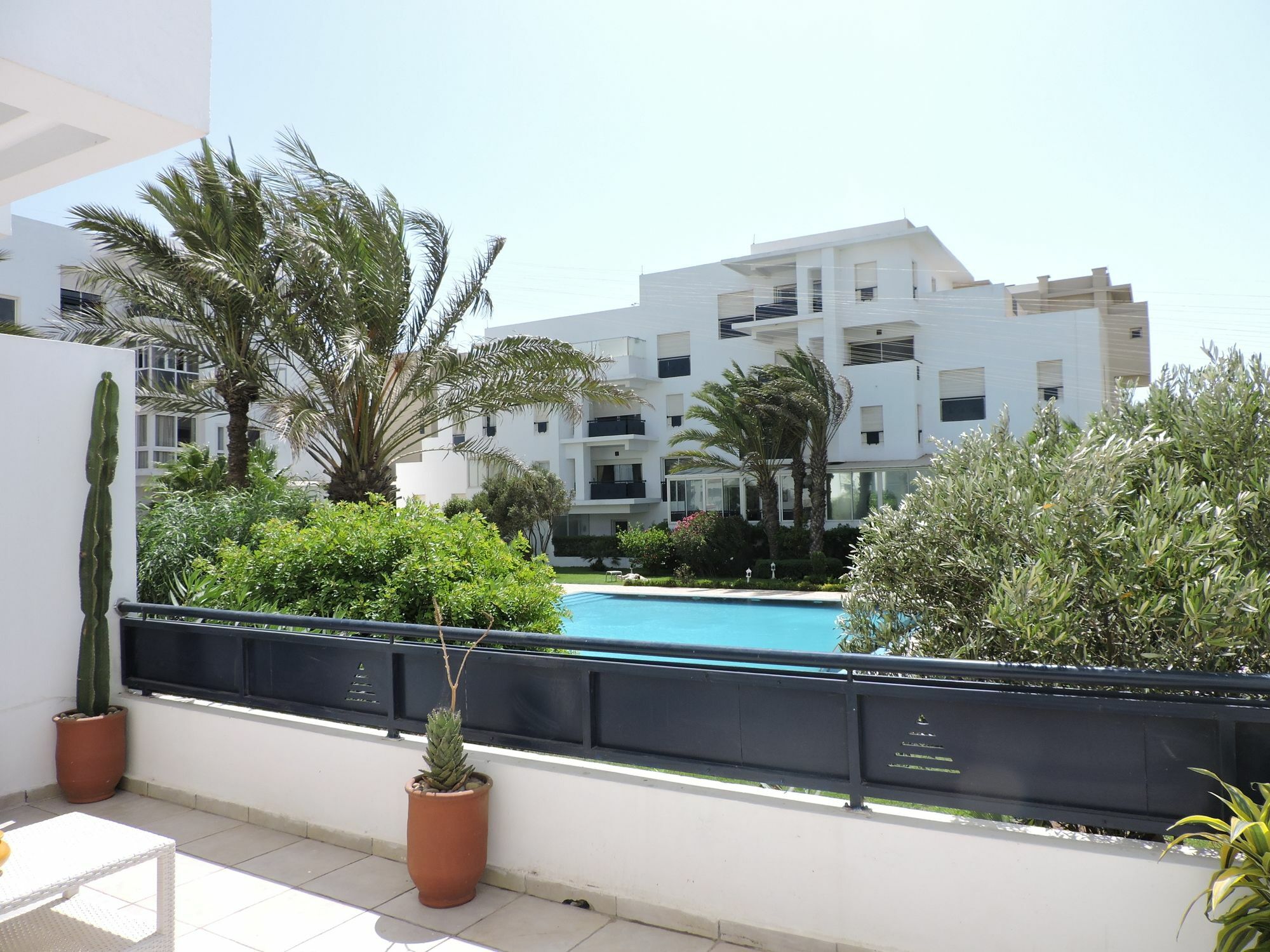 Stunning Loft With Pools Near The Beach As-Sawíra Exteriér fotografie